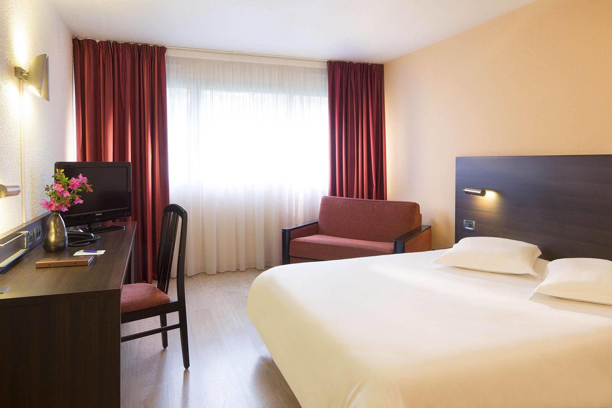 Oceania 4*