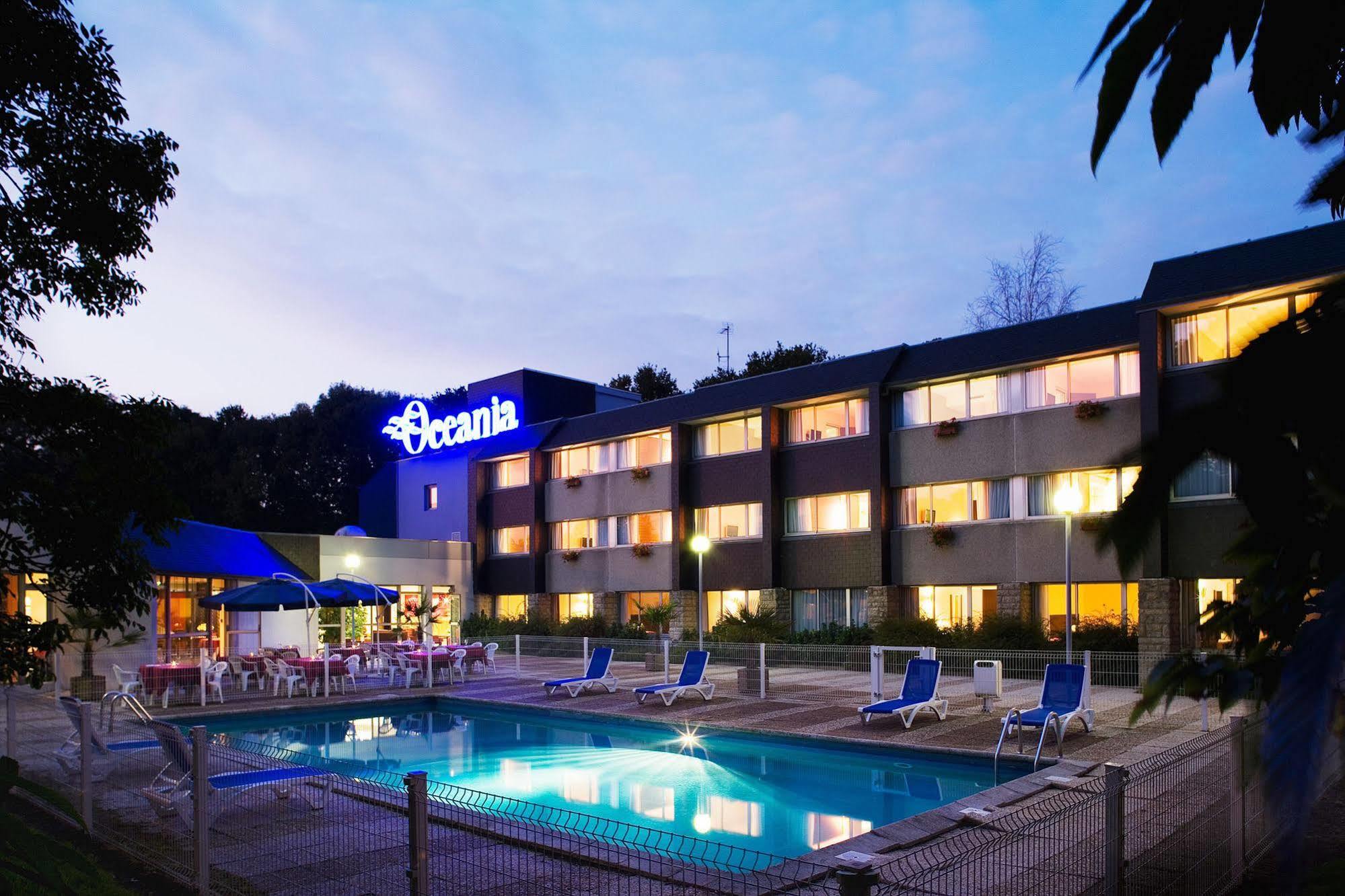 Oceania Hotel 4*